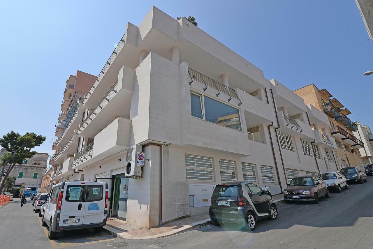 Casa Roberta Bed & Breakfast Monopoli Exterior photo