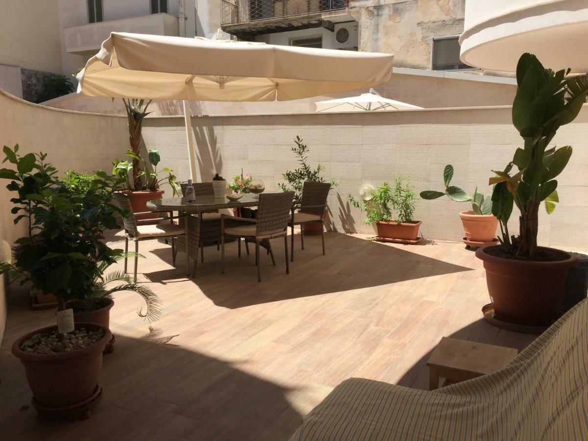 Casa Roberta Bed & Breakfast Monopoli Exterior photo